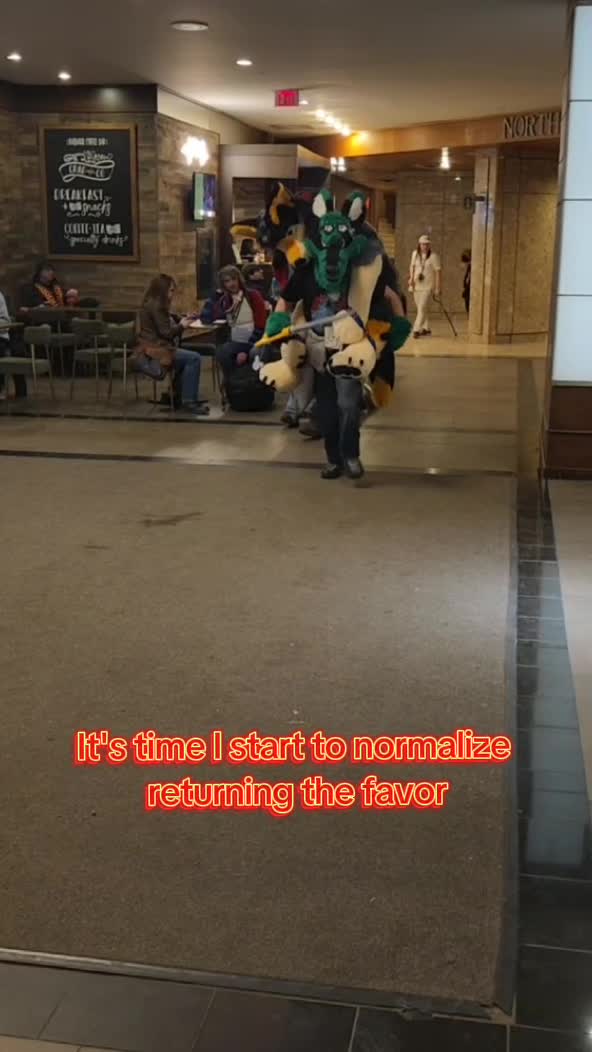 @Luco Foxxo