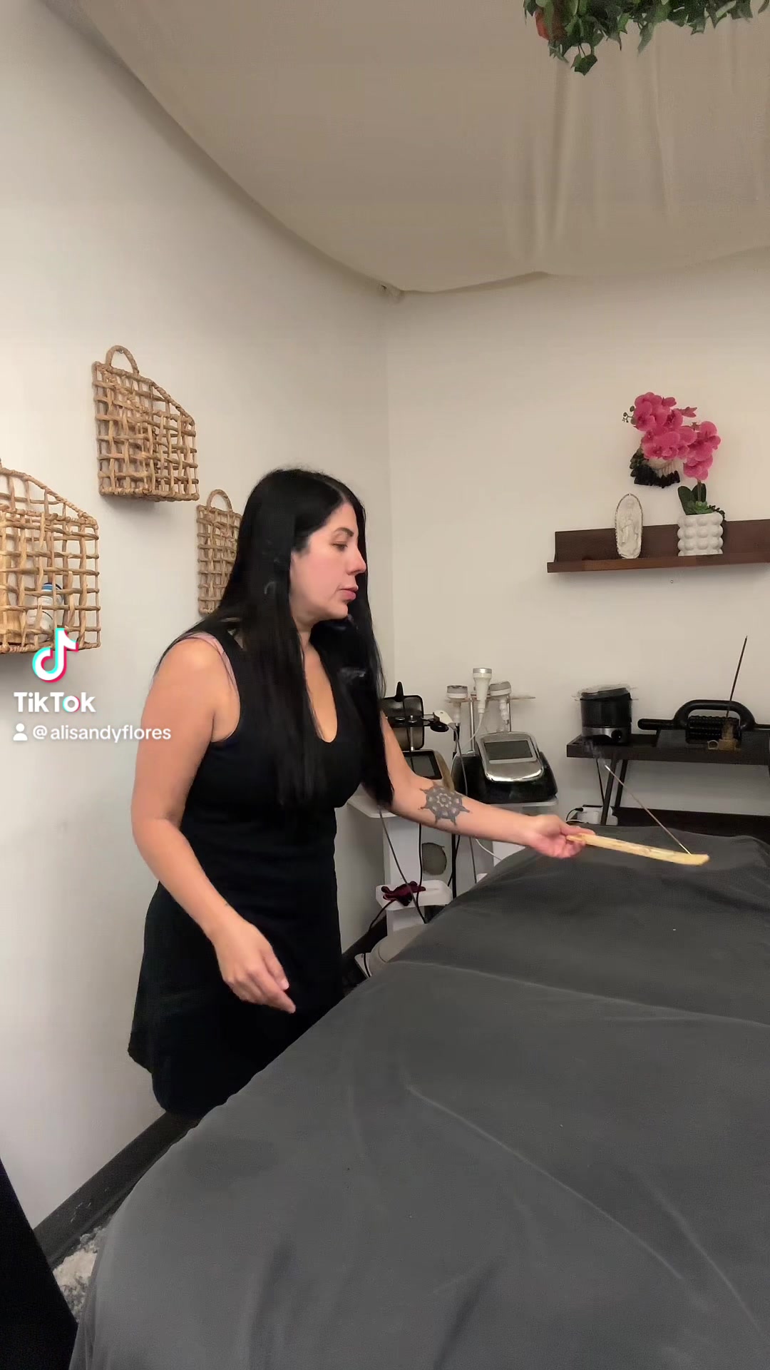 @Alisandy Flores