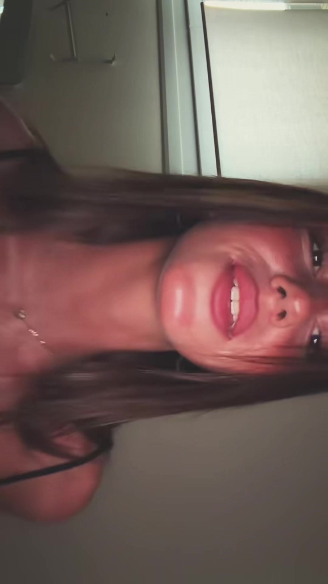 @daniela mara&ntilde;on