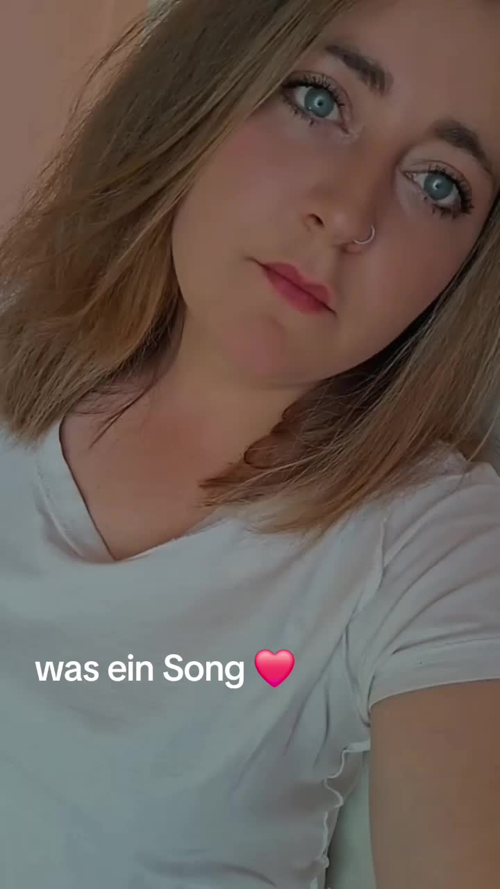 @Laura ✨️