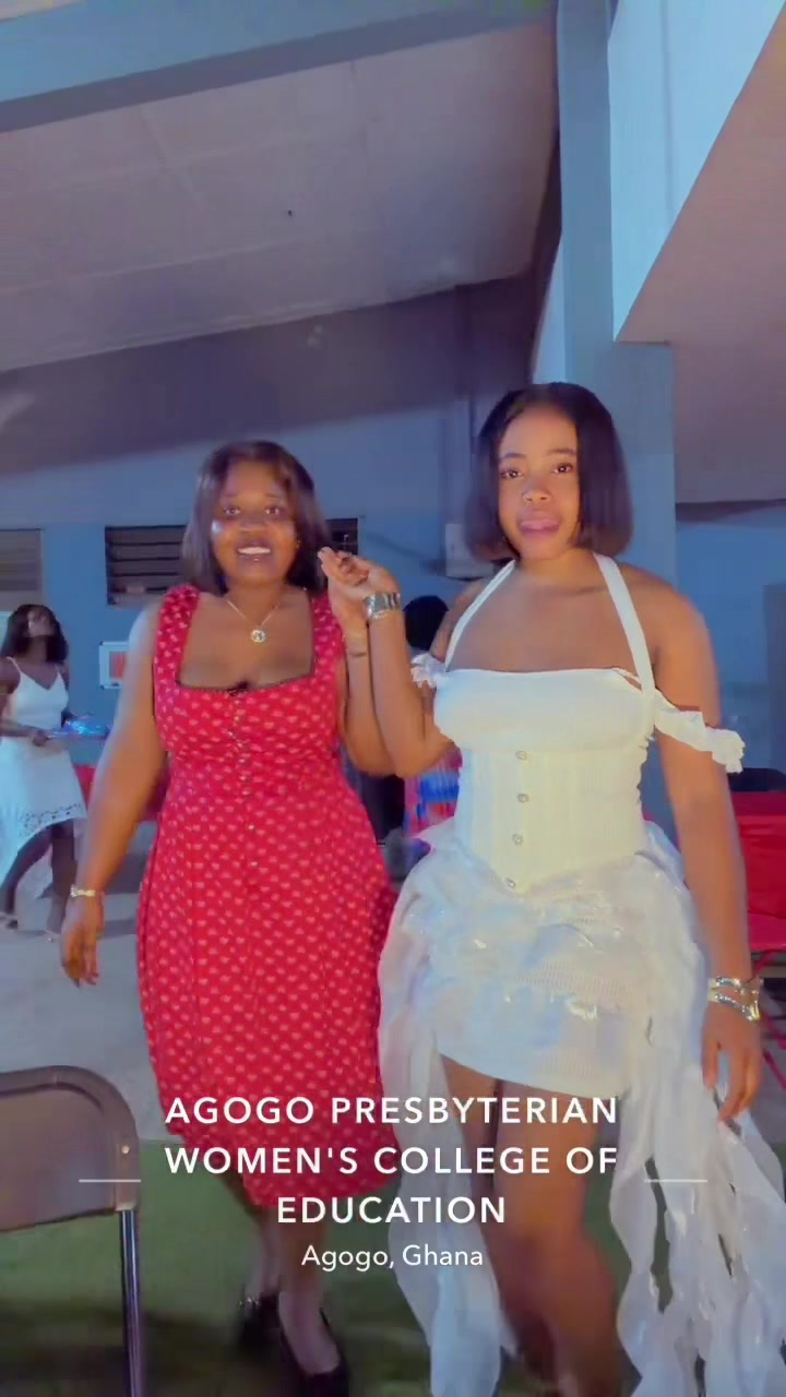 @Madam Bronii🤭🤍💎👩🏫🌎