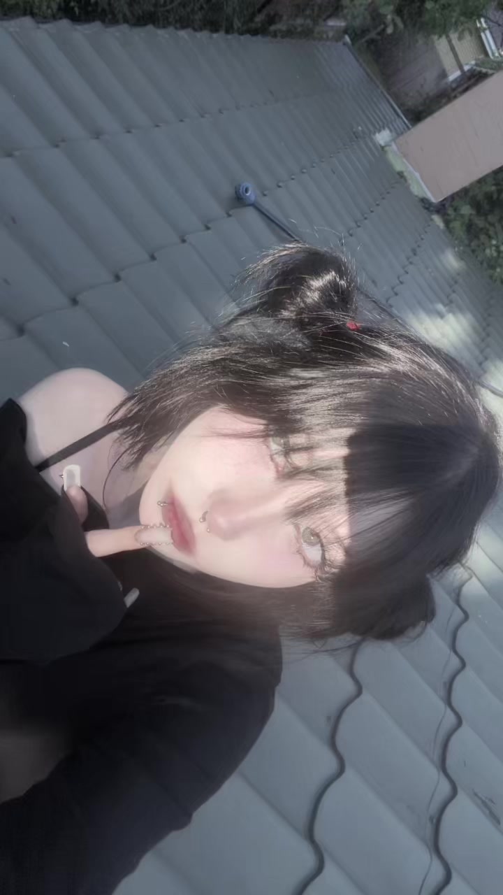 @^^