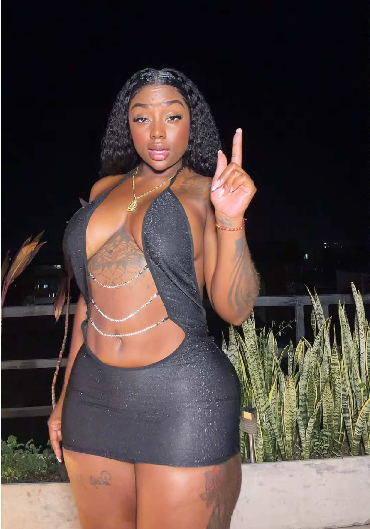 @Vayoletsr
