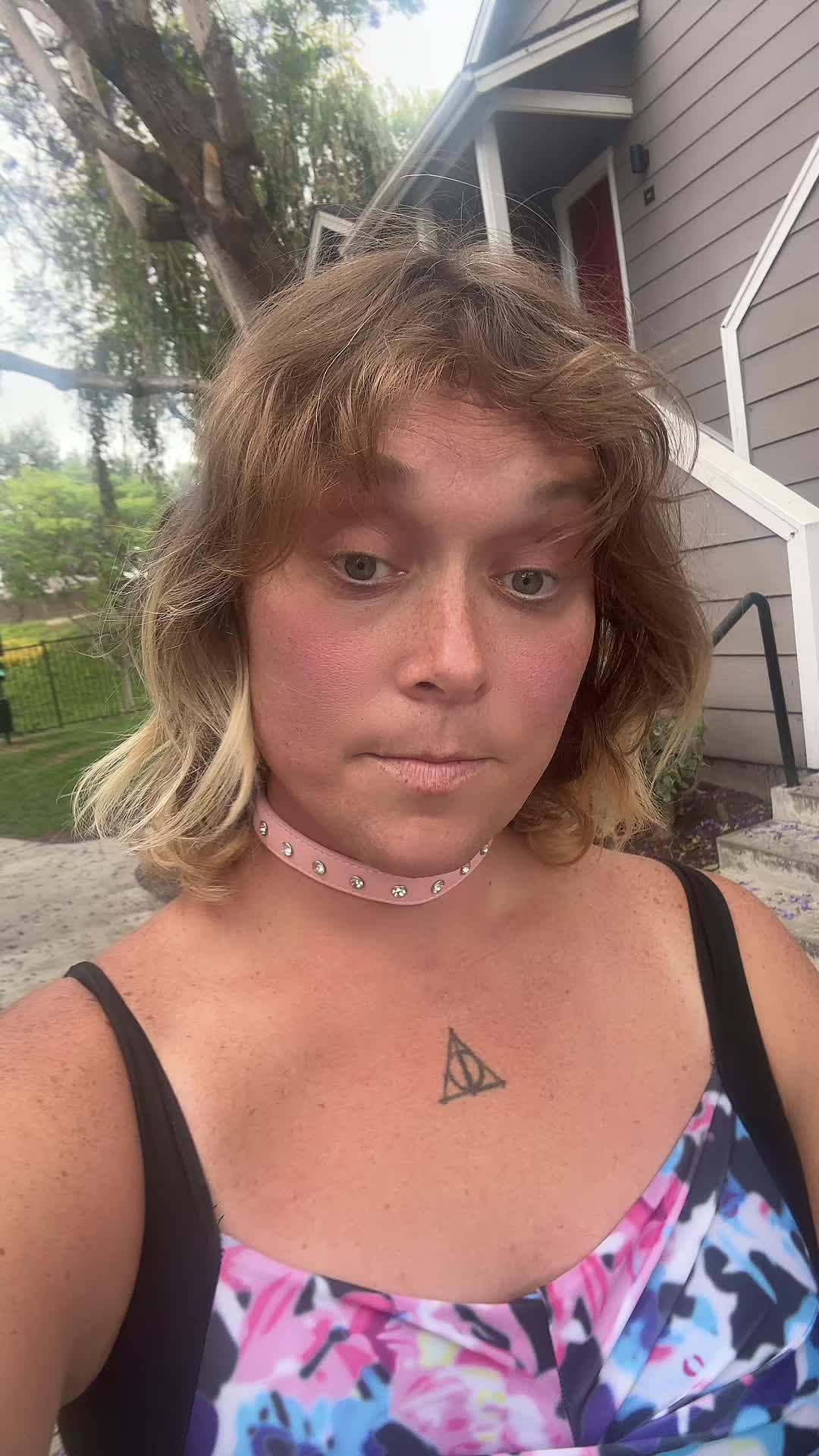 @Sylvie (GQ) 🎆 🏳️&zwj;⚧️ 🪽💜