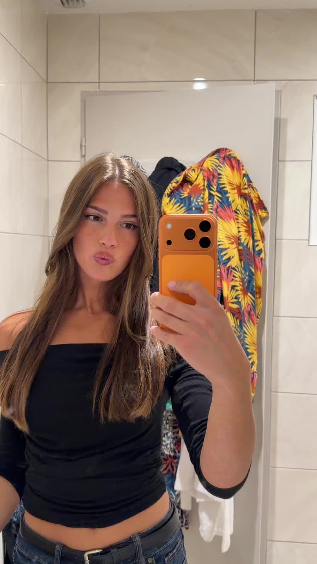 @julia_adx