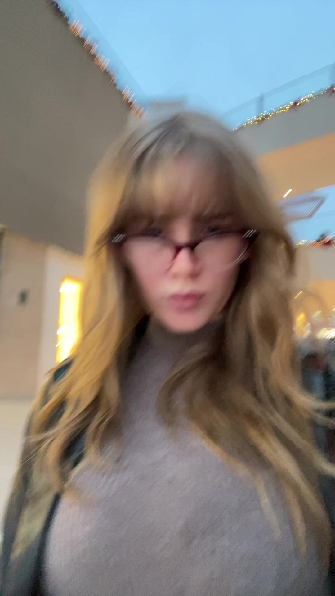 @anacruser_