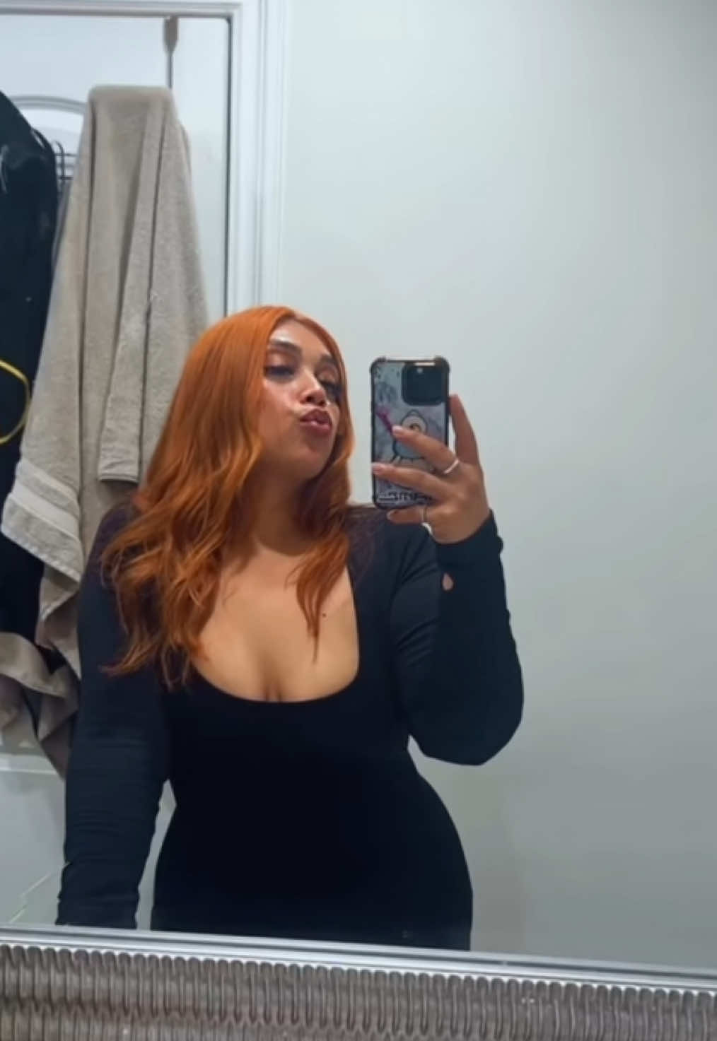 @Desareee