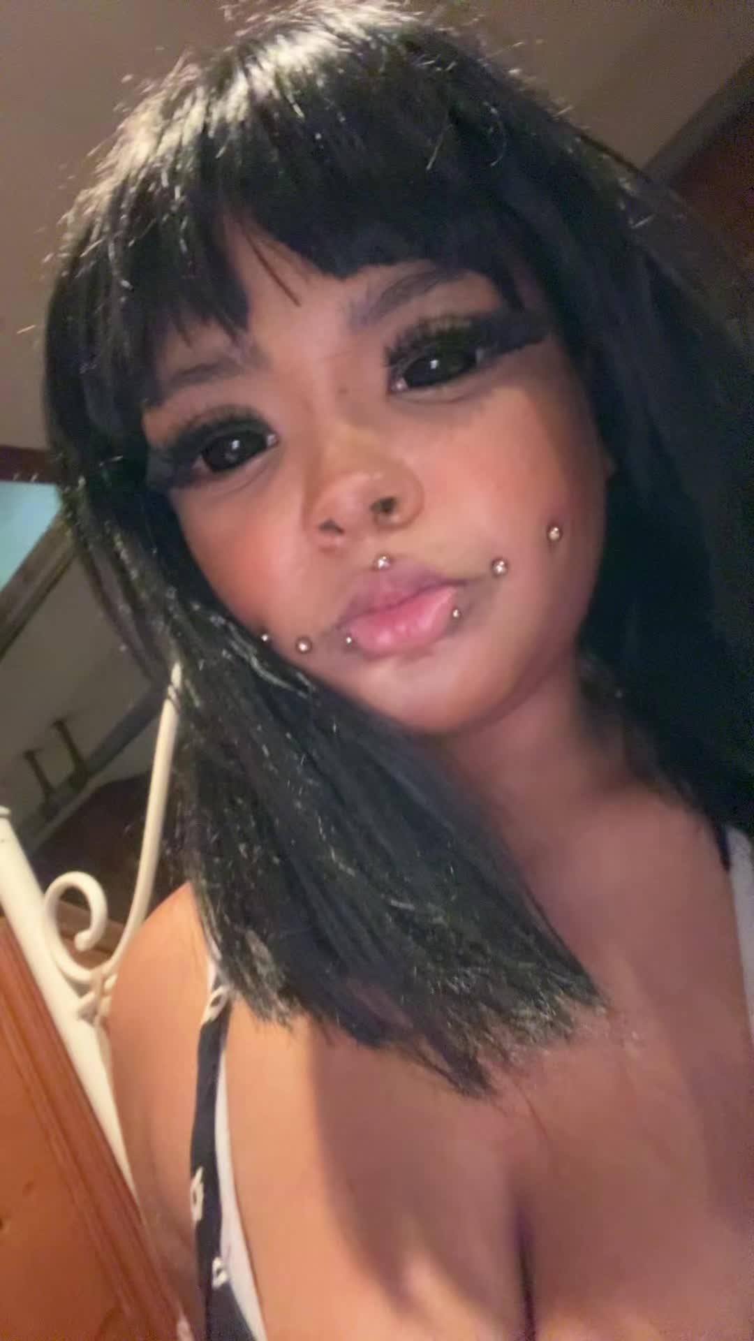 @Ch&eacute;