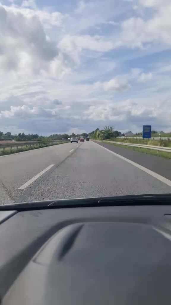 @kuzmićka77🇷🇸🇩🇪