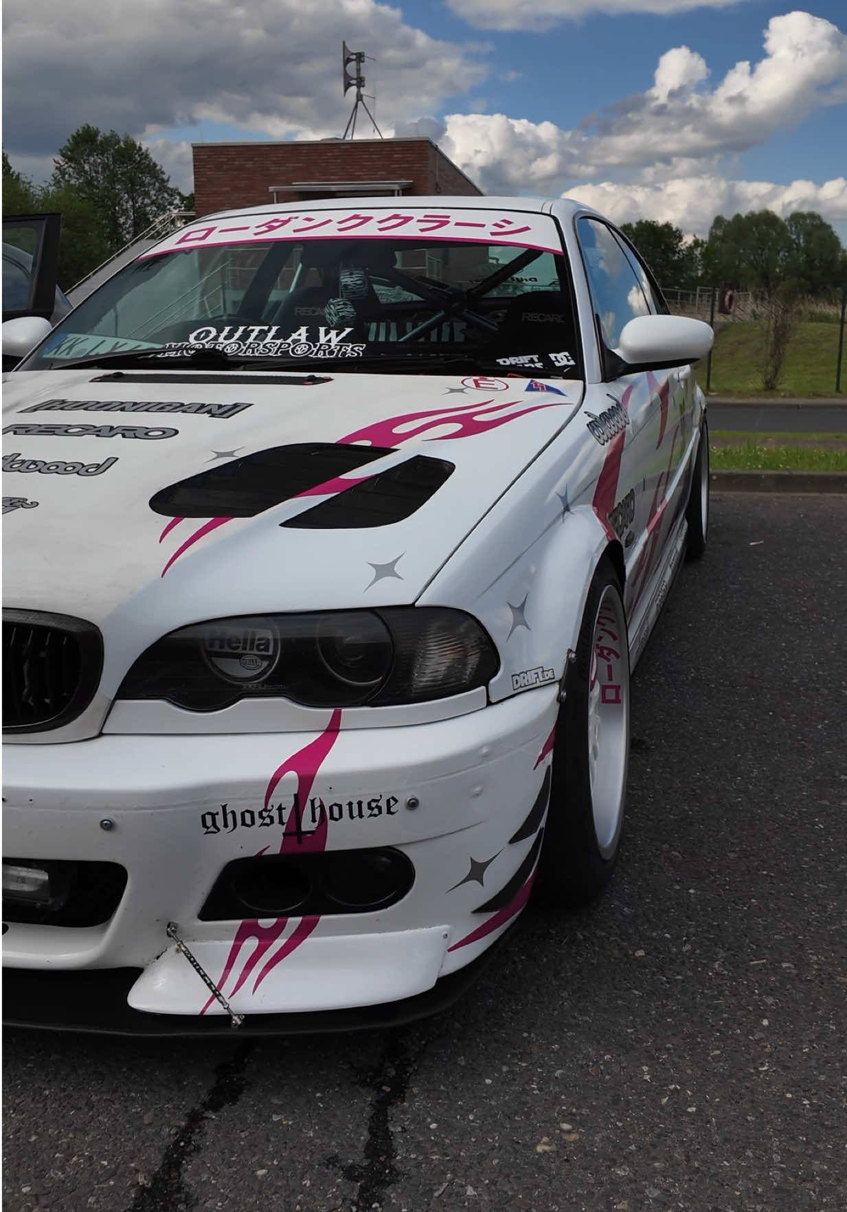 @LX_E46