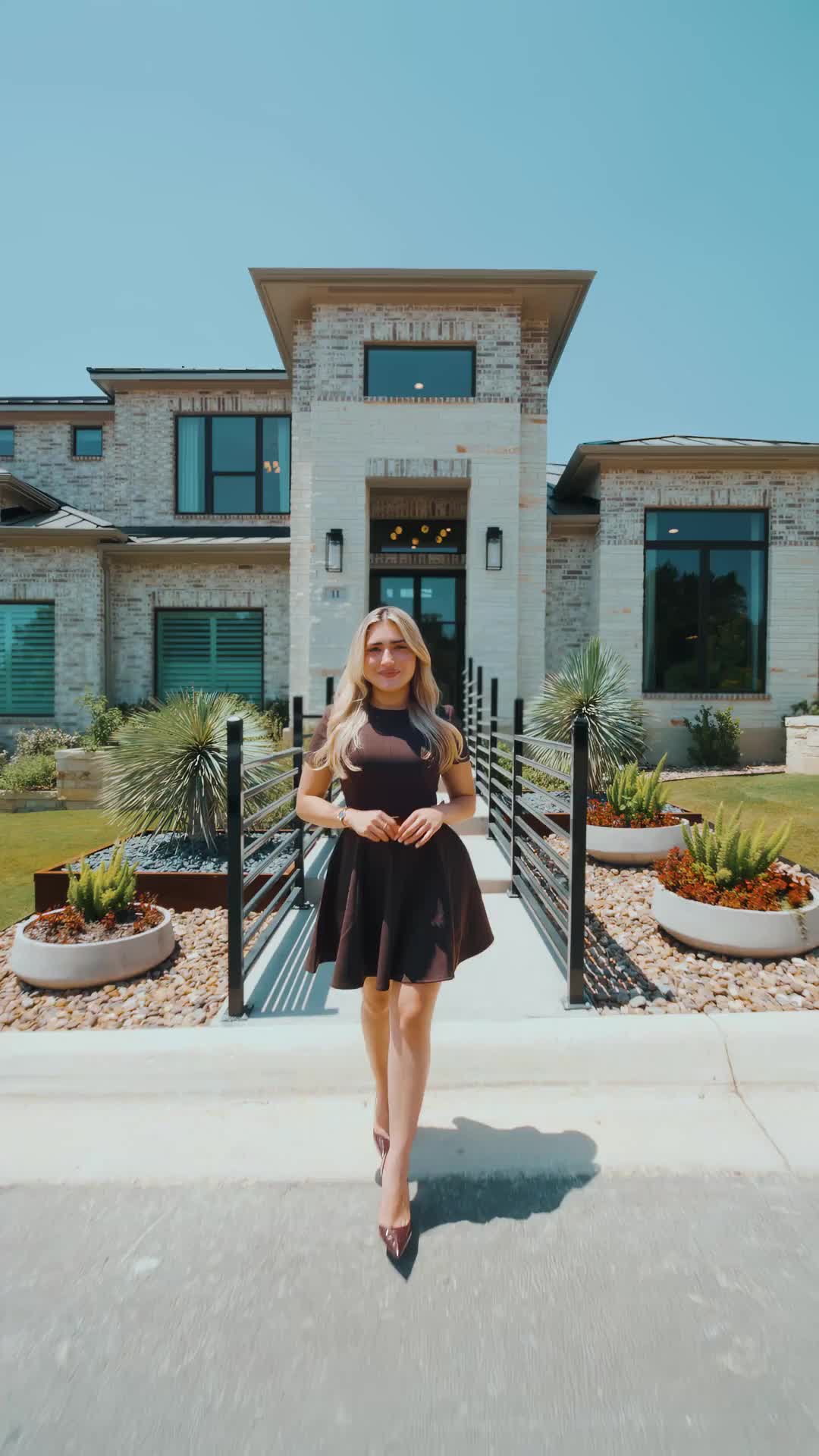 @Karla Tinoco | REALTOR®️