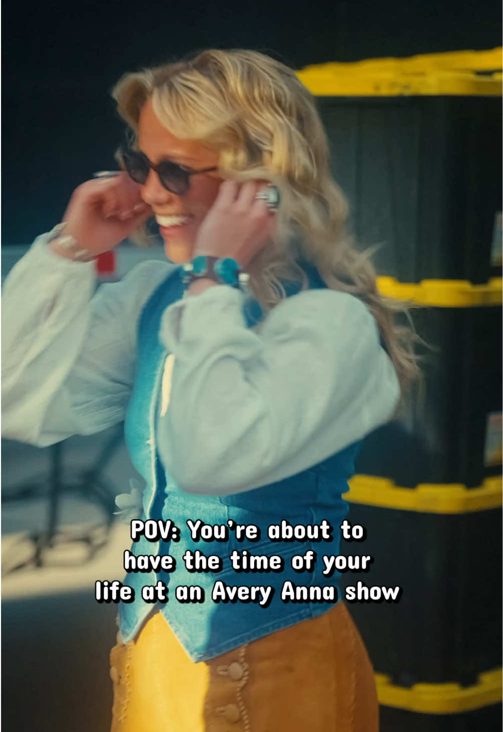 @averytourfan