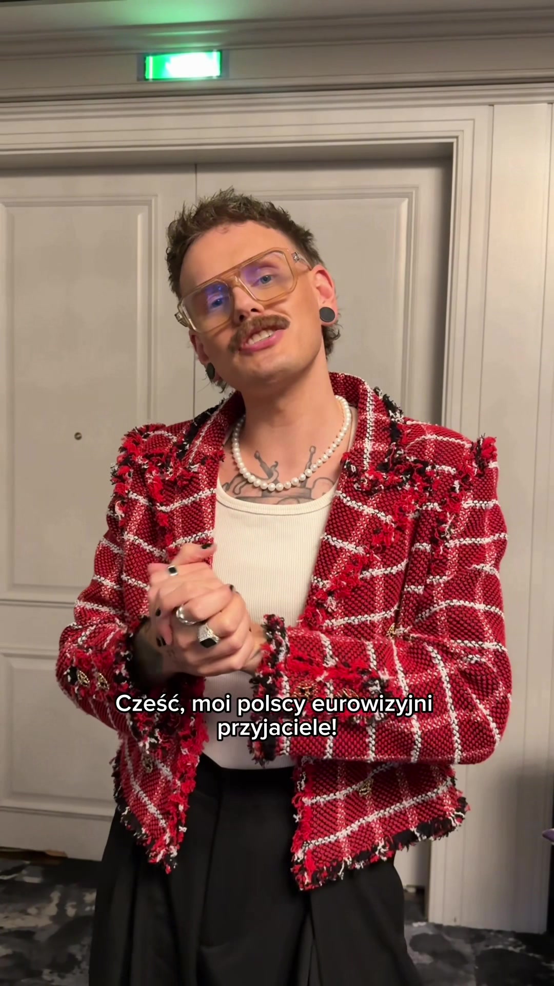 @Warner Music Poland