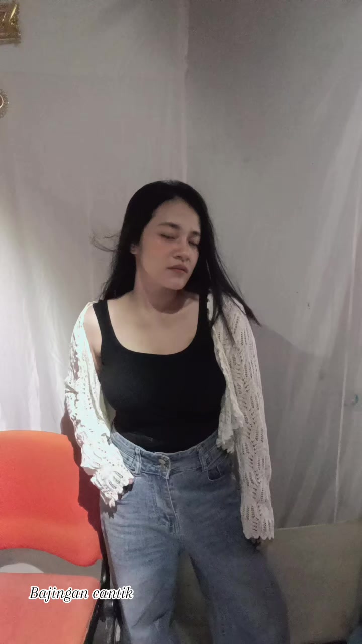 @annisbolly09