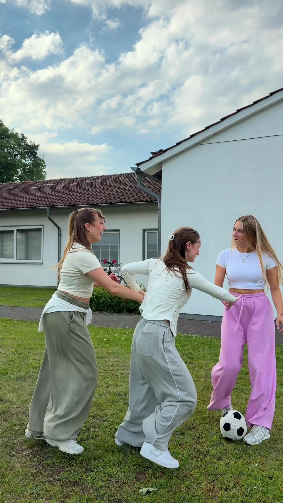 @Sophia.kumbartzky