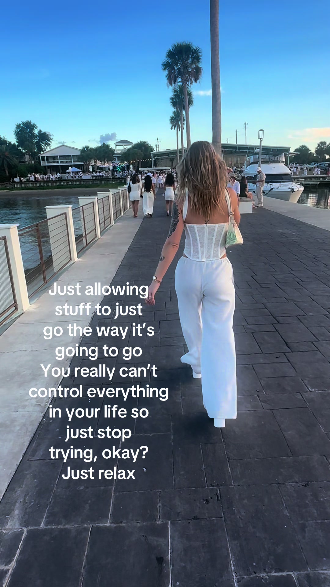 @Veyyy