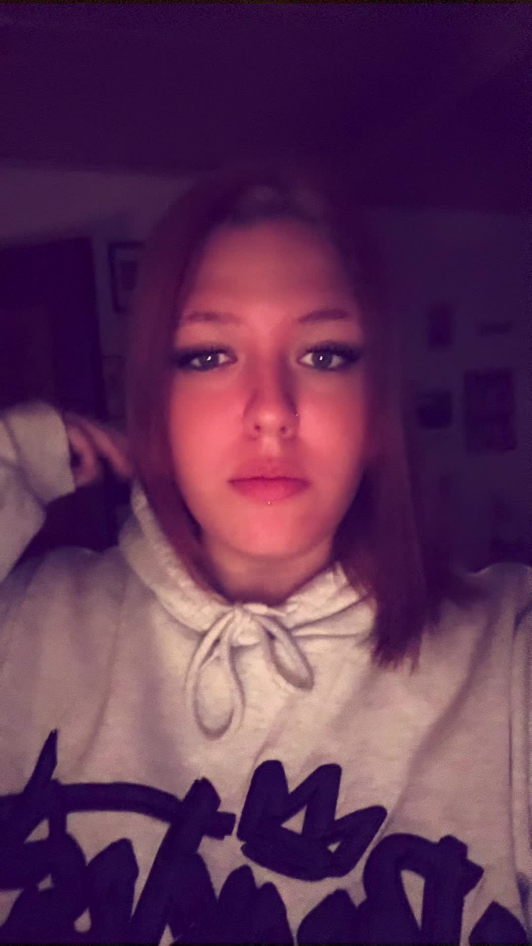 @𝔢