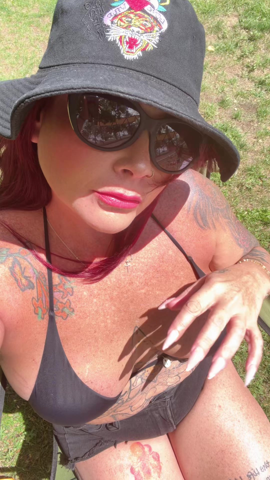 @Miss Honeysuckle