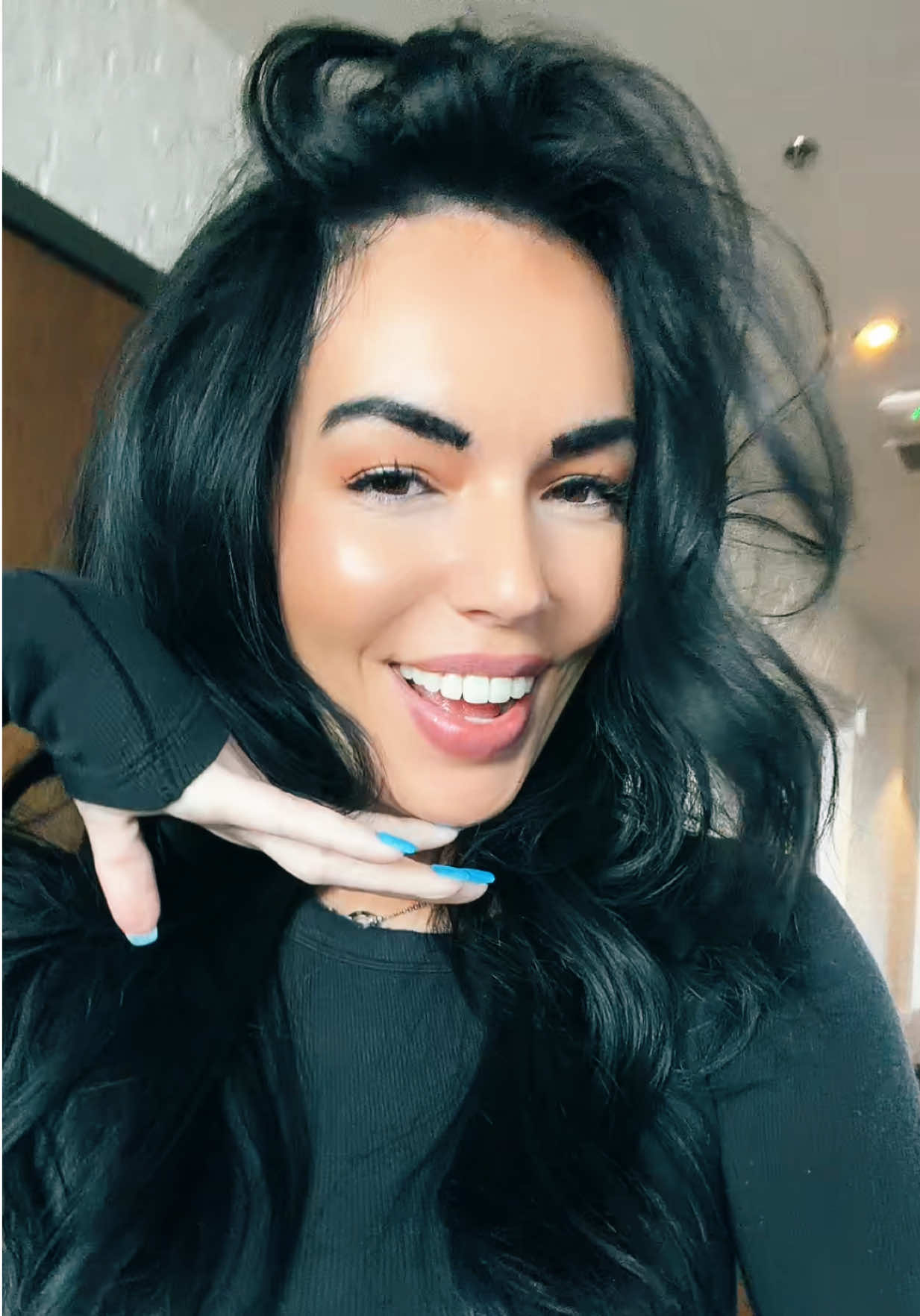 @Shay 🖤