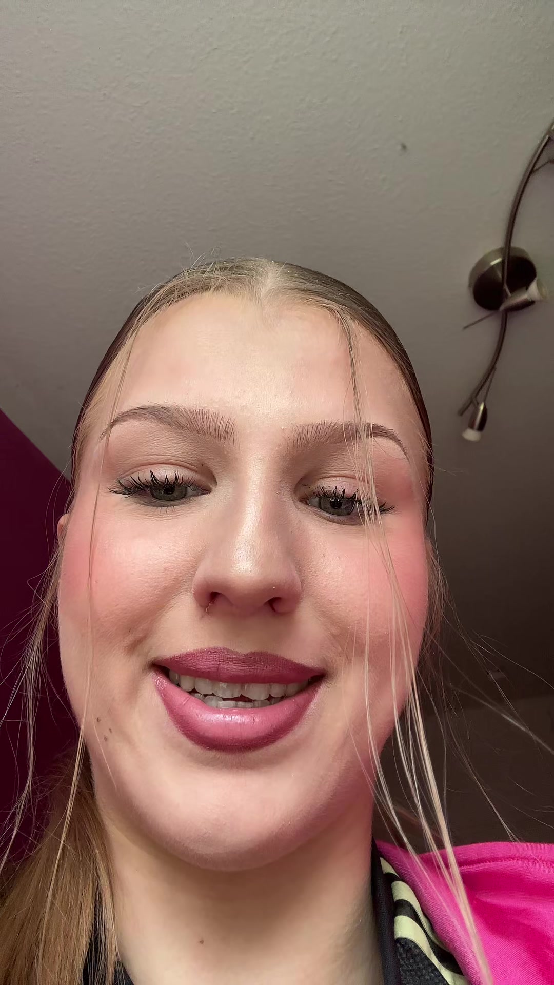 @️