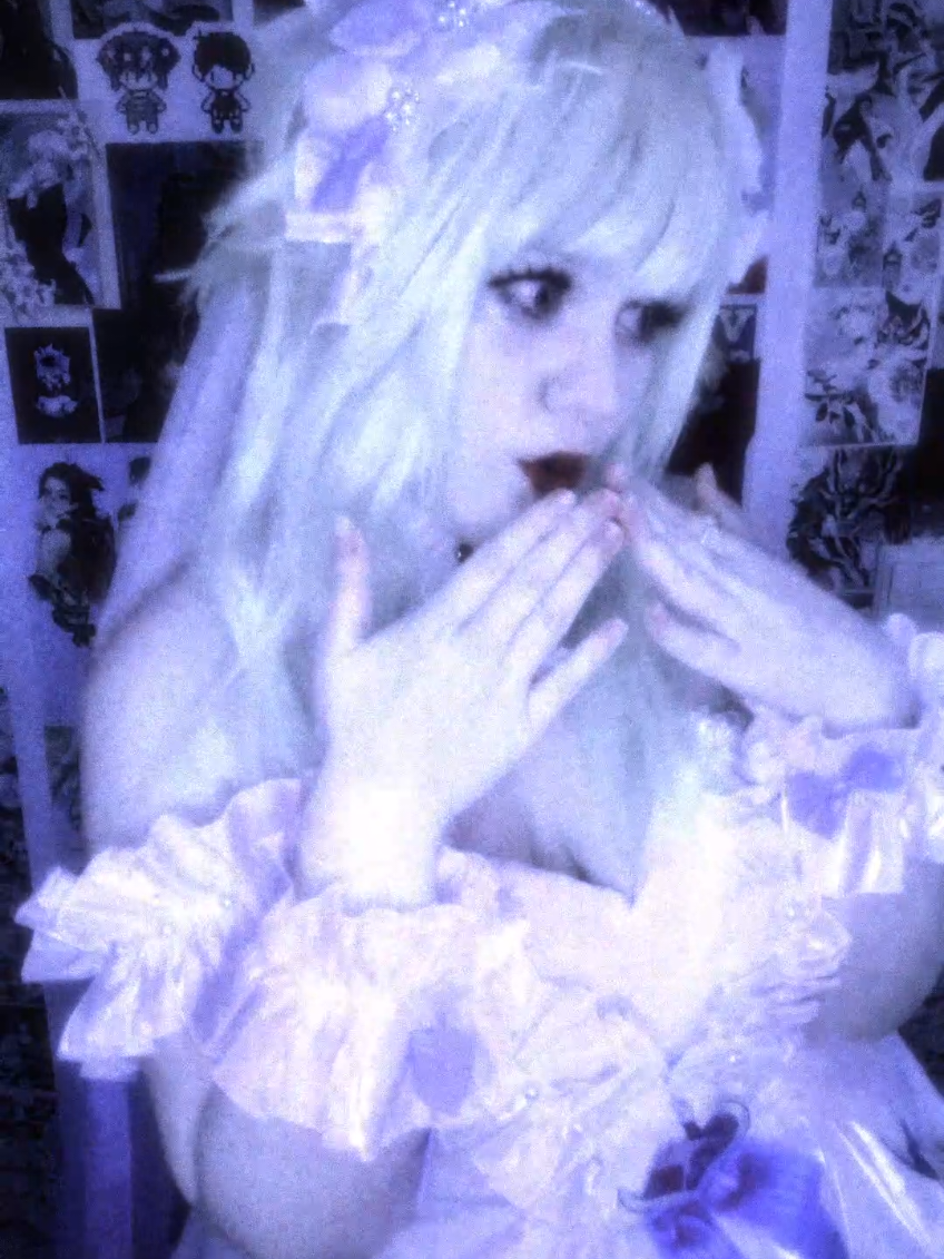 @🐰♡₊⁺𝓜𝓲𝓴𝓪₊⁺♡🐰