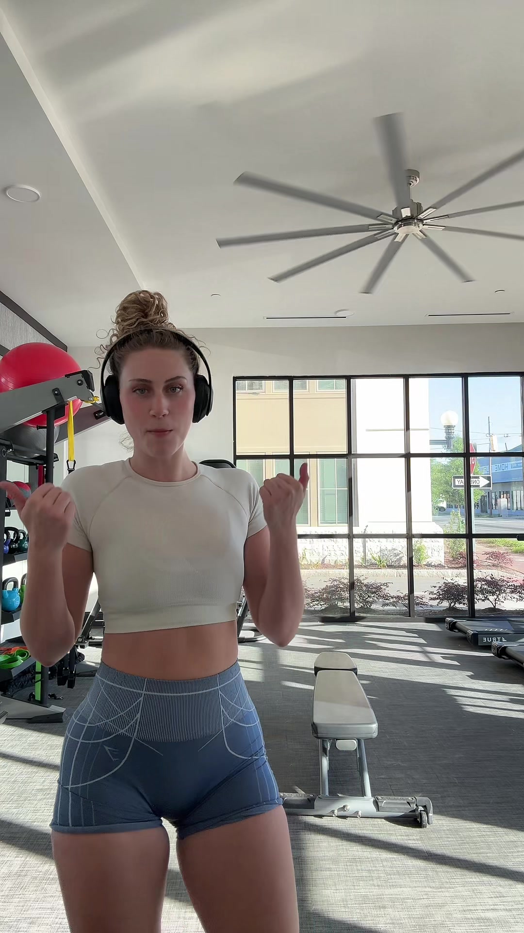 @officiallilgreg