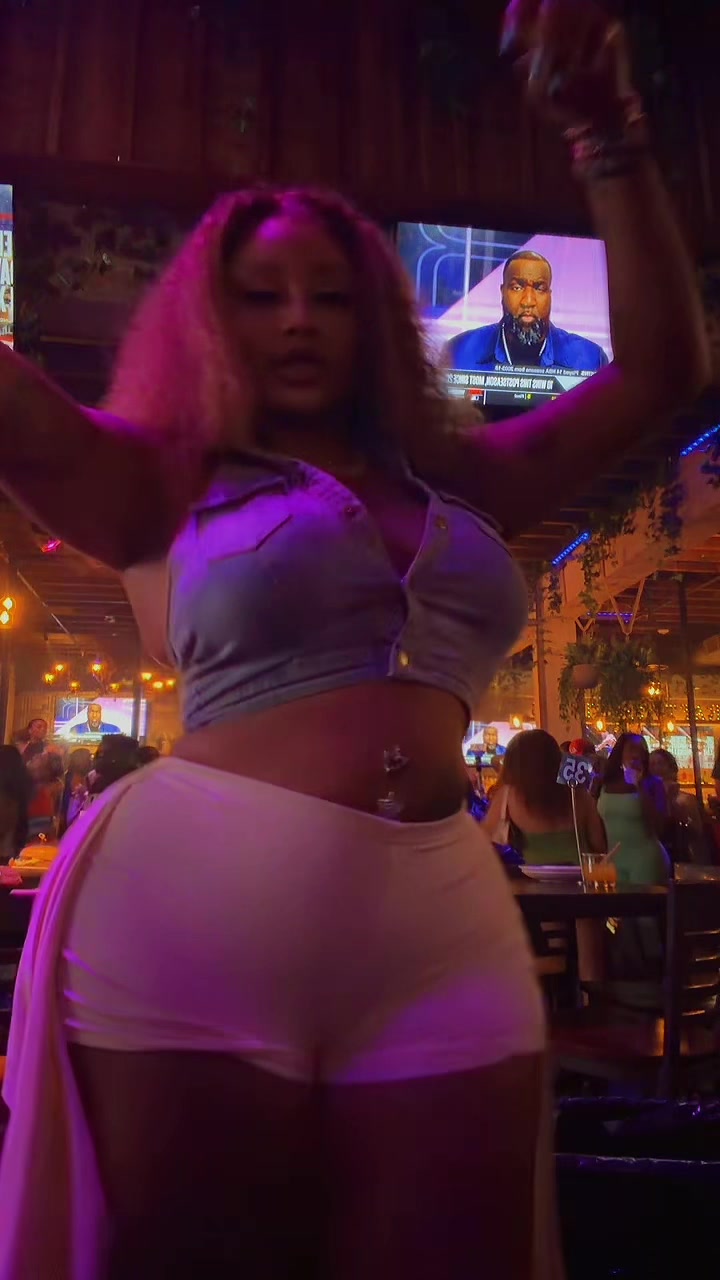 @Ifeoma_sophia