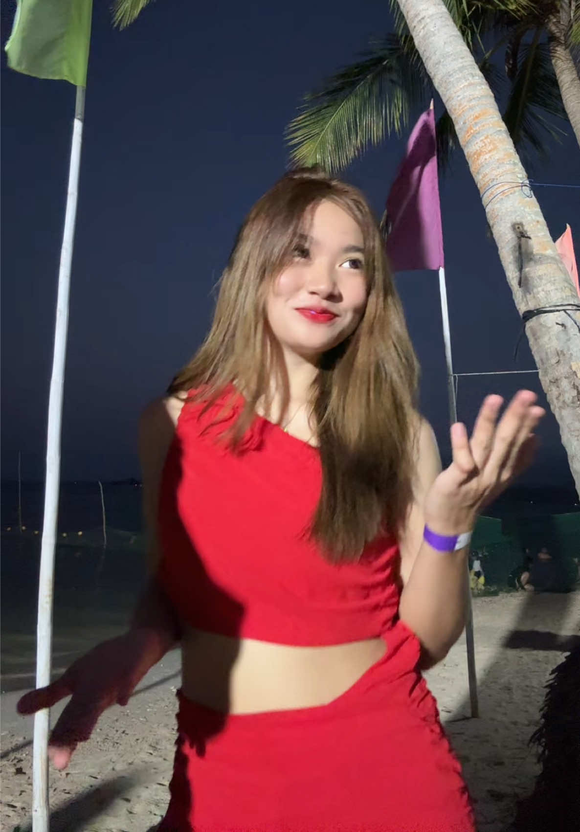 @umiilaw ang ngipin
