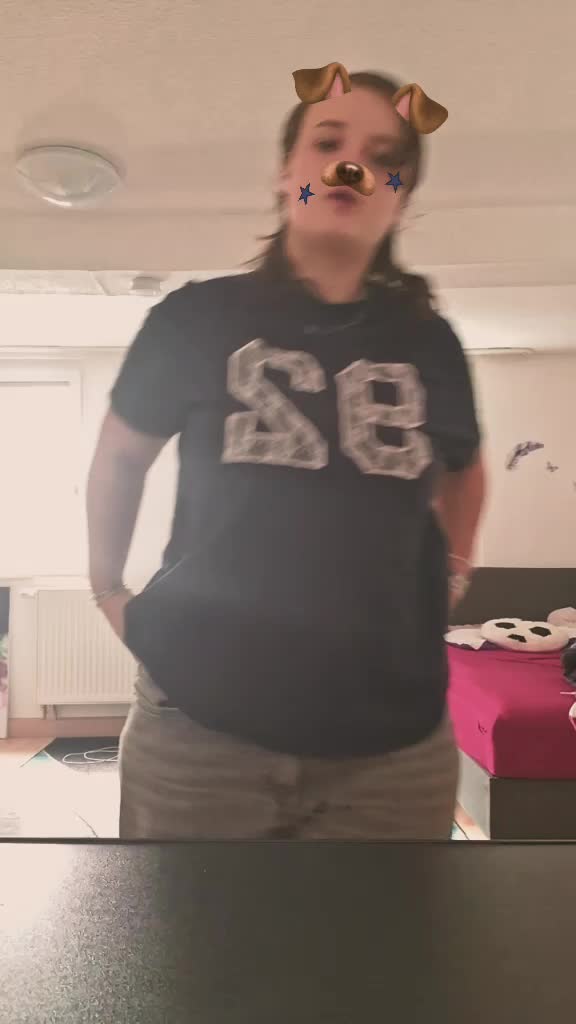 @Anschy_123