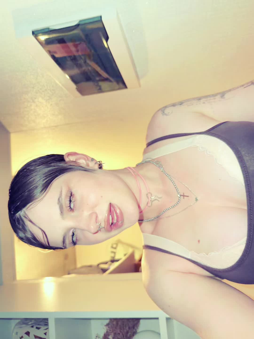@h3r01nYA