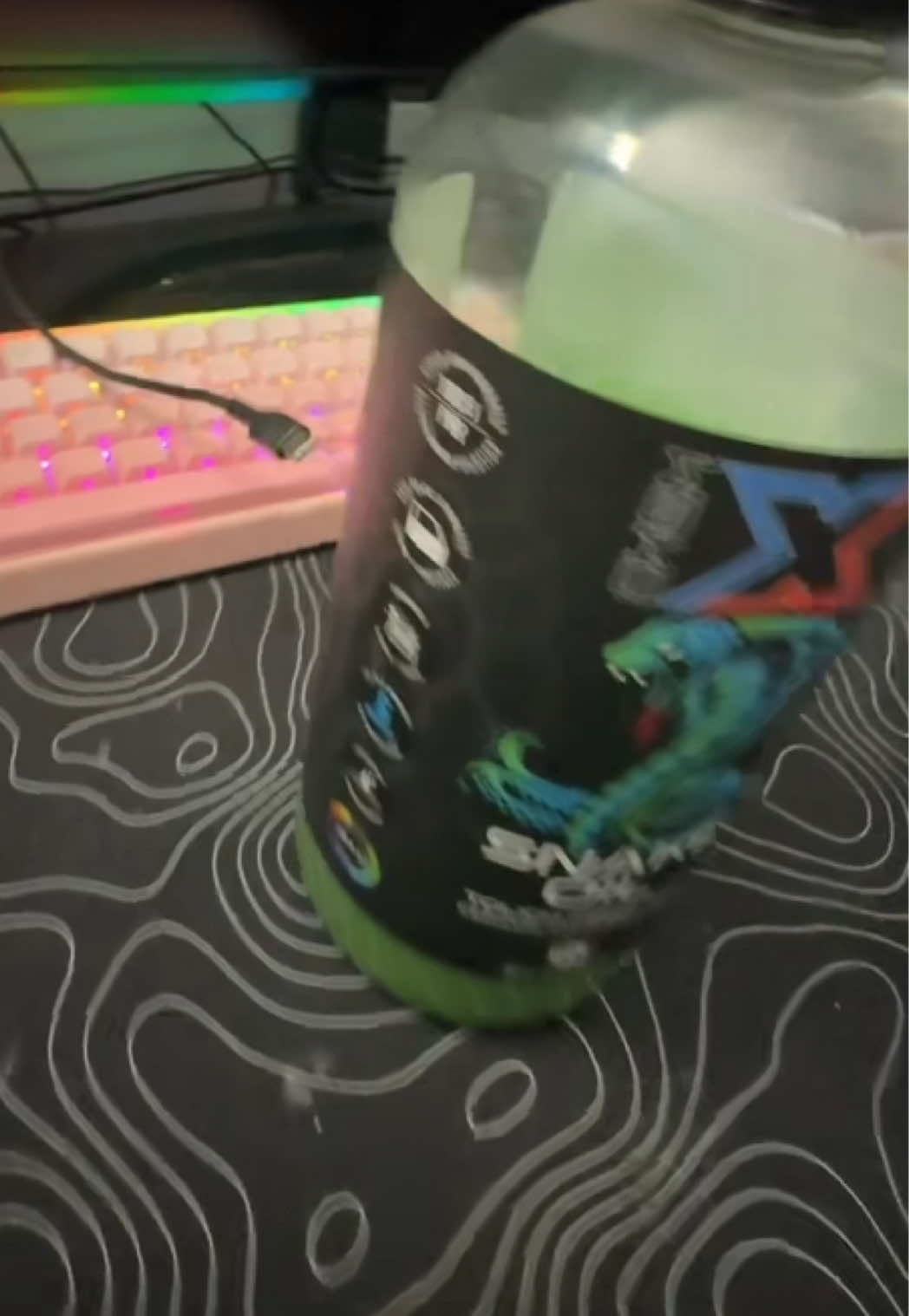 @Vokelz