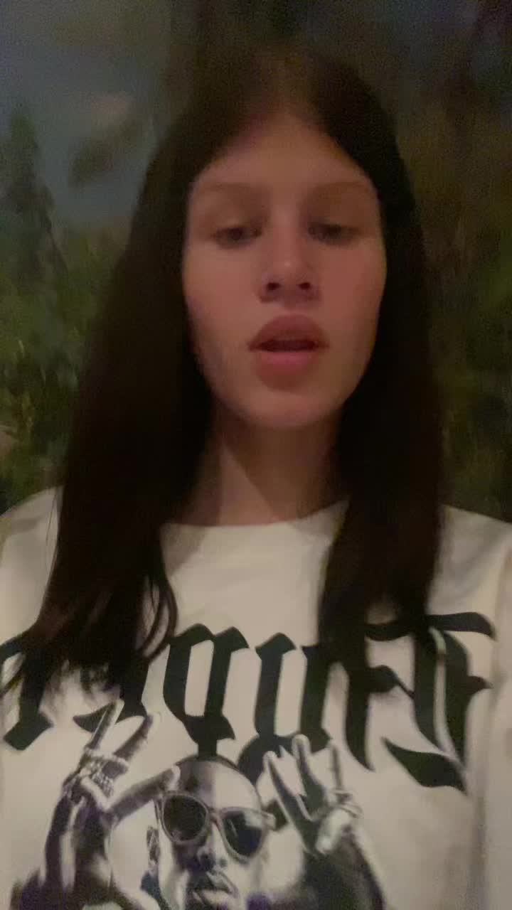@👀