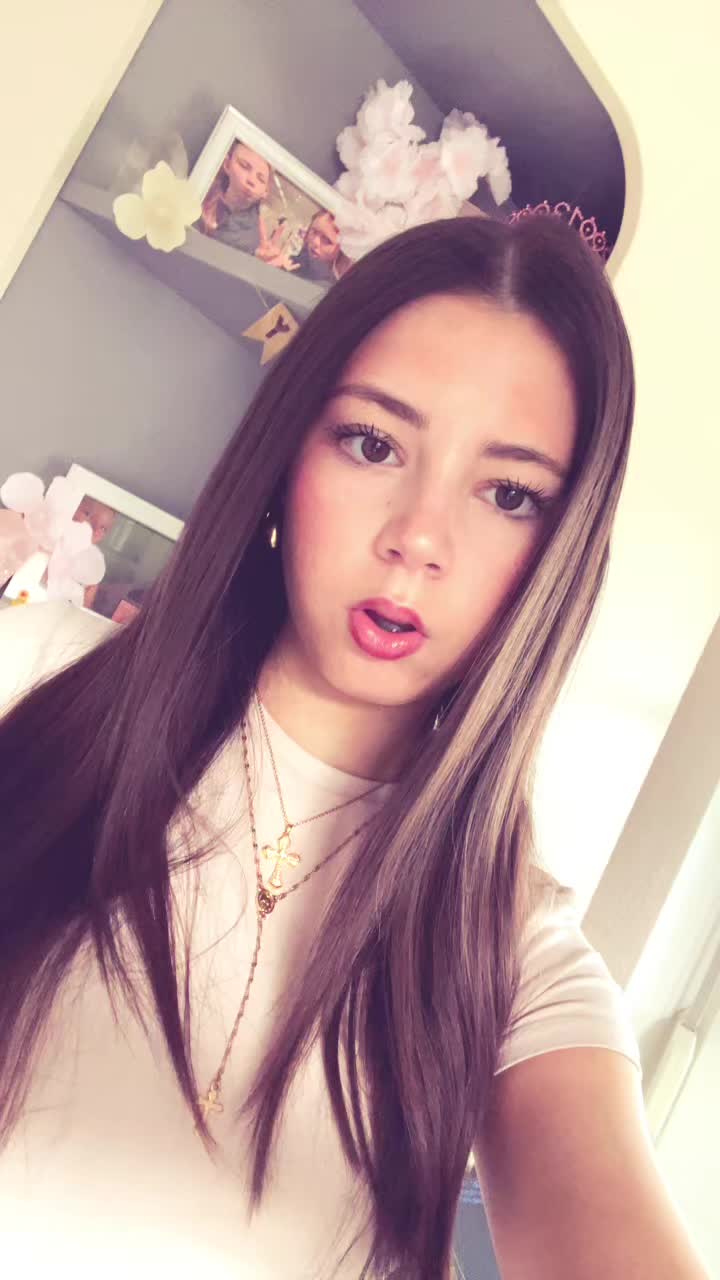 @𝒟ℯ𝓁𝒾𝒶