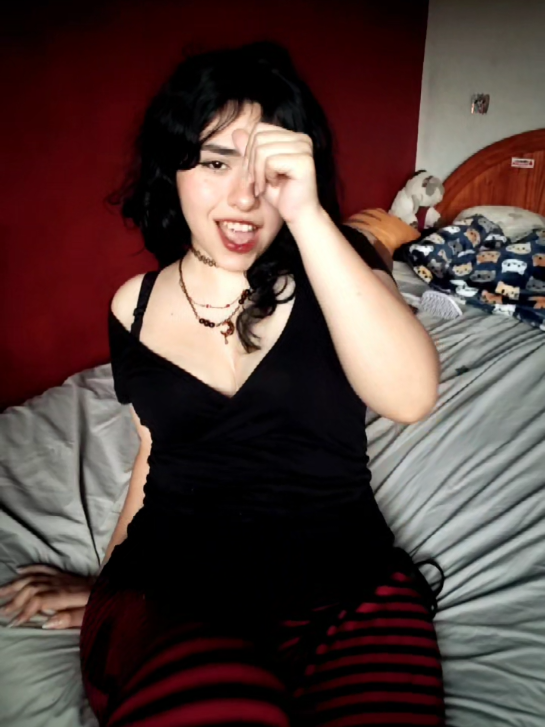 @Vampyra🦇