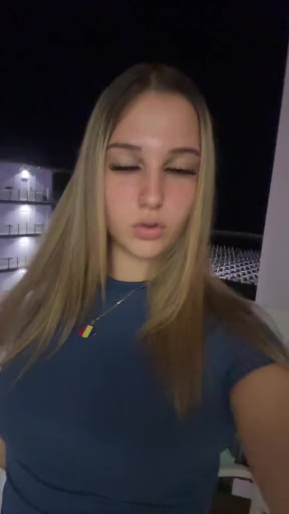 @+40🇷🇴