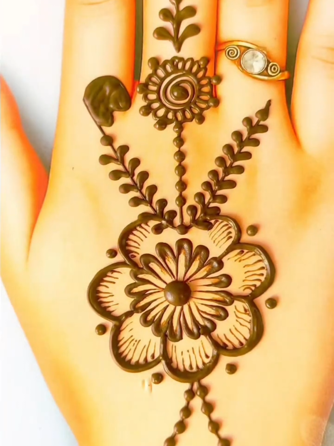 @sadiamehndidesigns 1