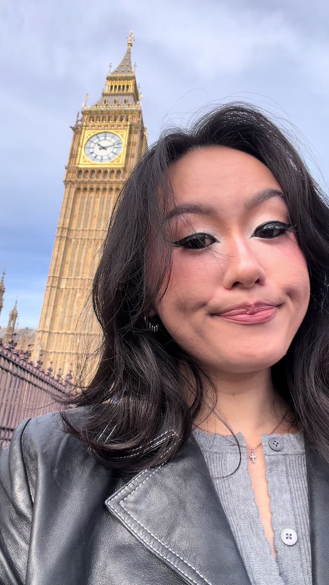@minheewho
