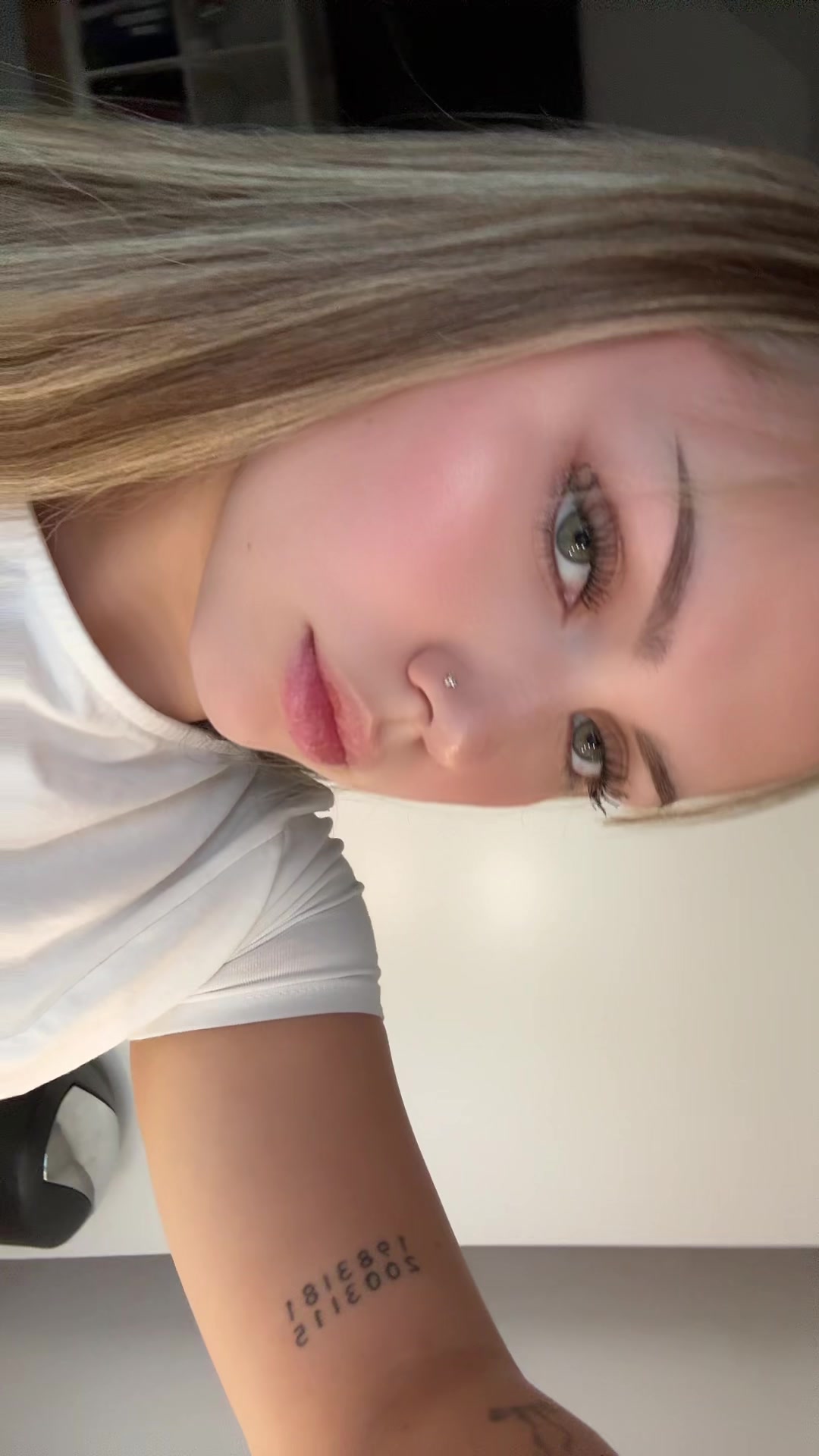 @&AElig;