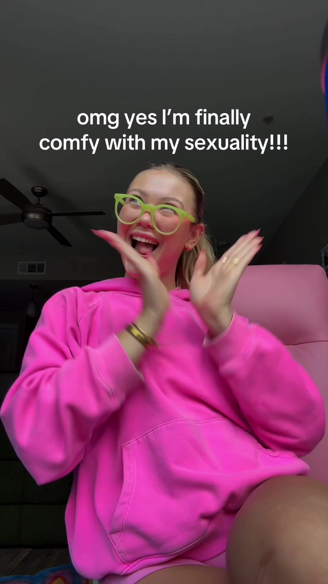 @mo!