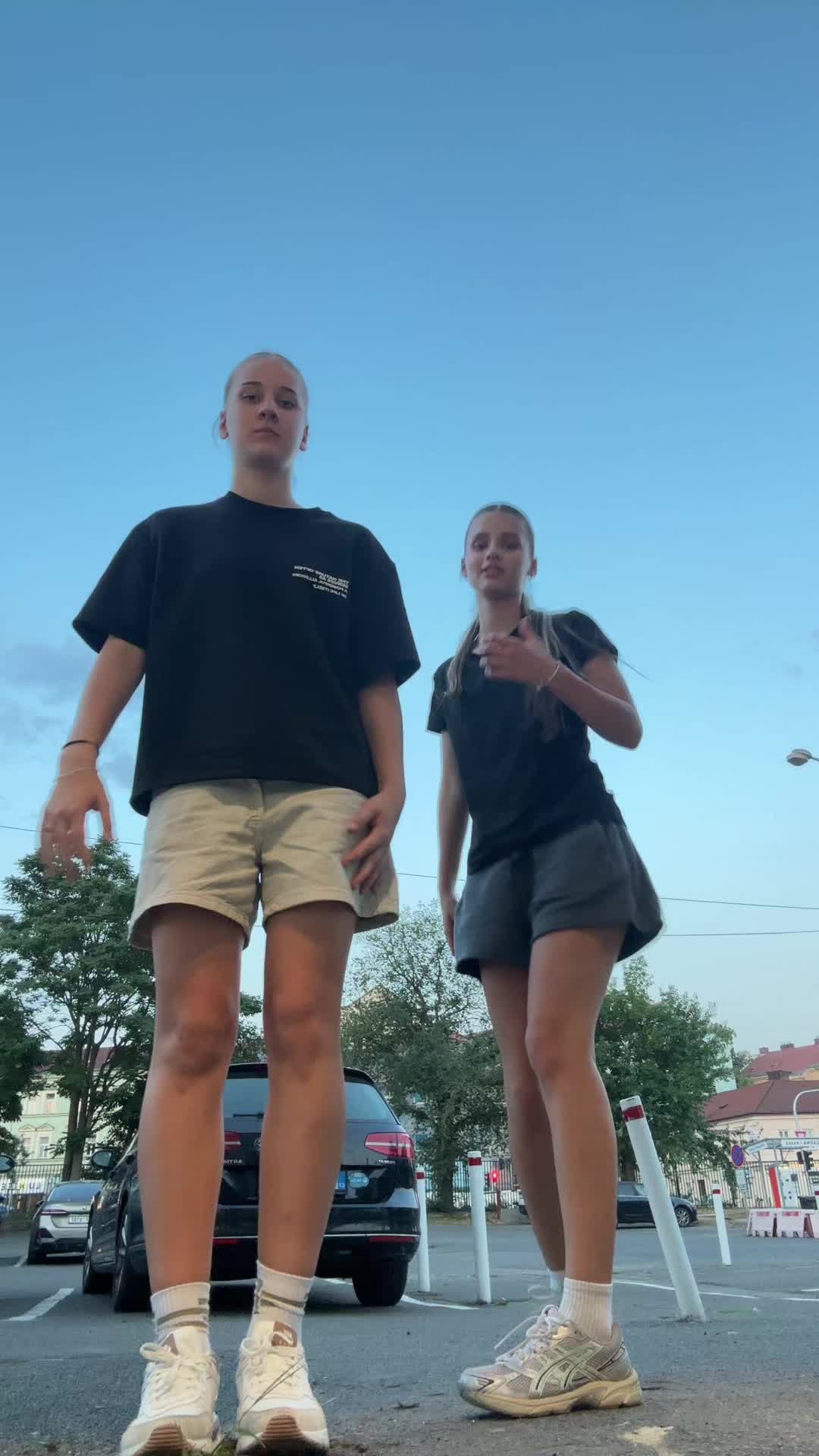 @𝒕𝒈𝒌: 𝒕𝒘𝒊𝒏𝒔𝒊𝒔