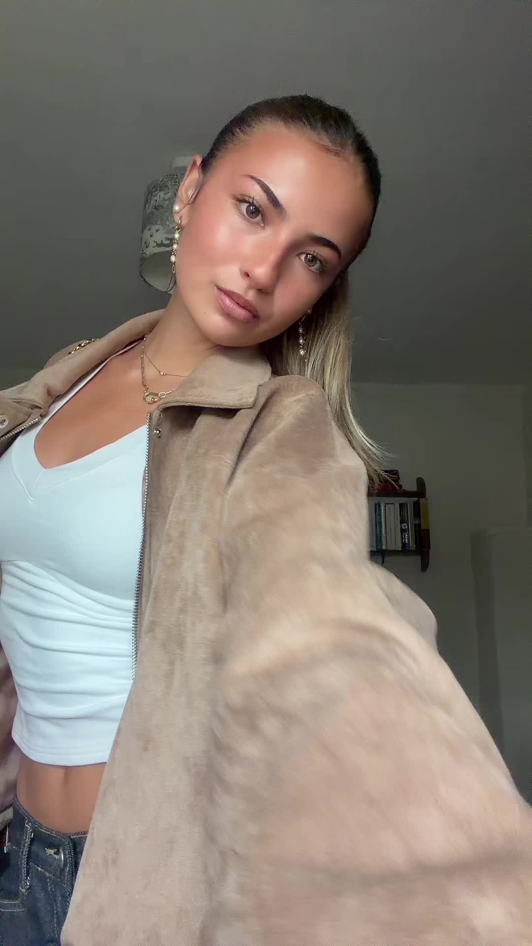 @ayuri
