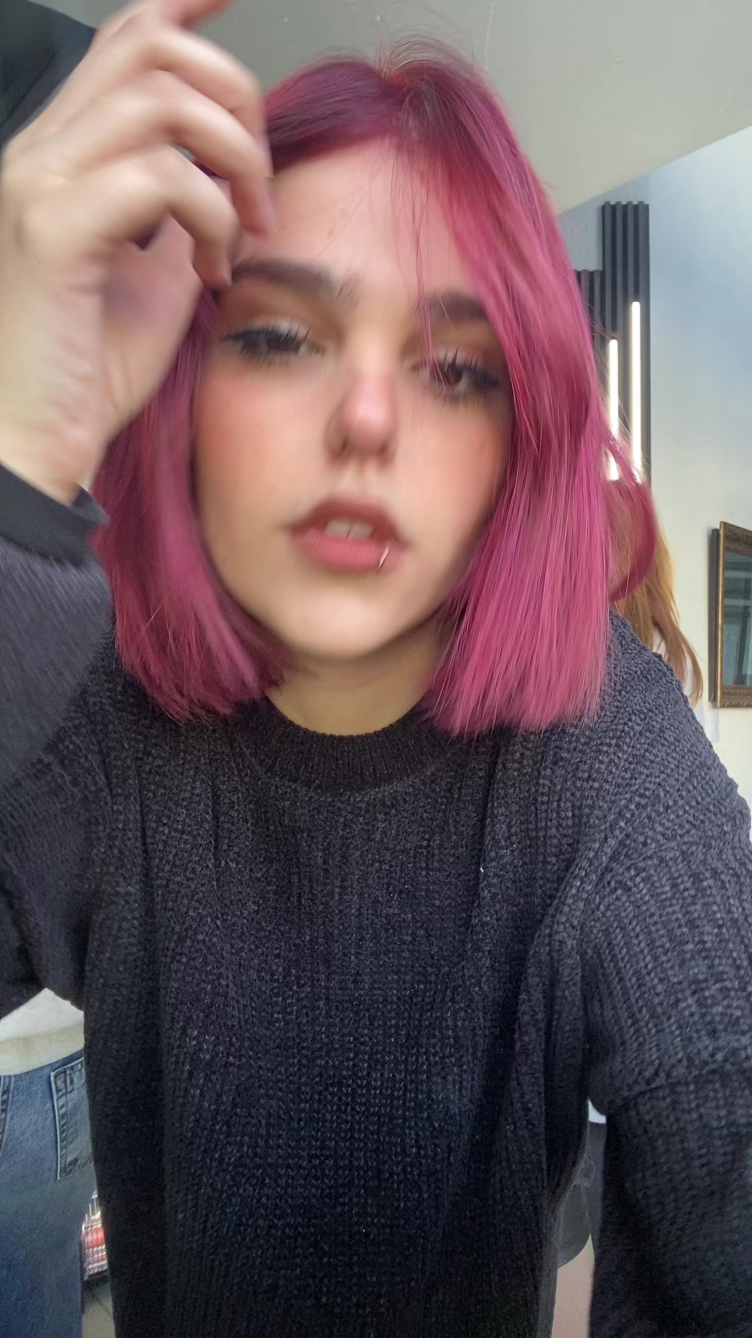 @Lara