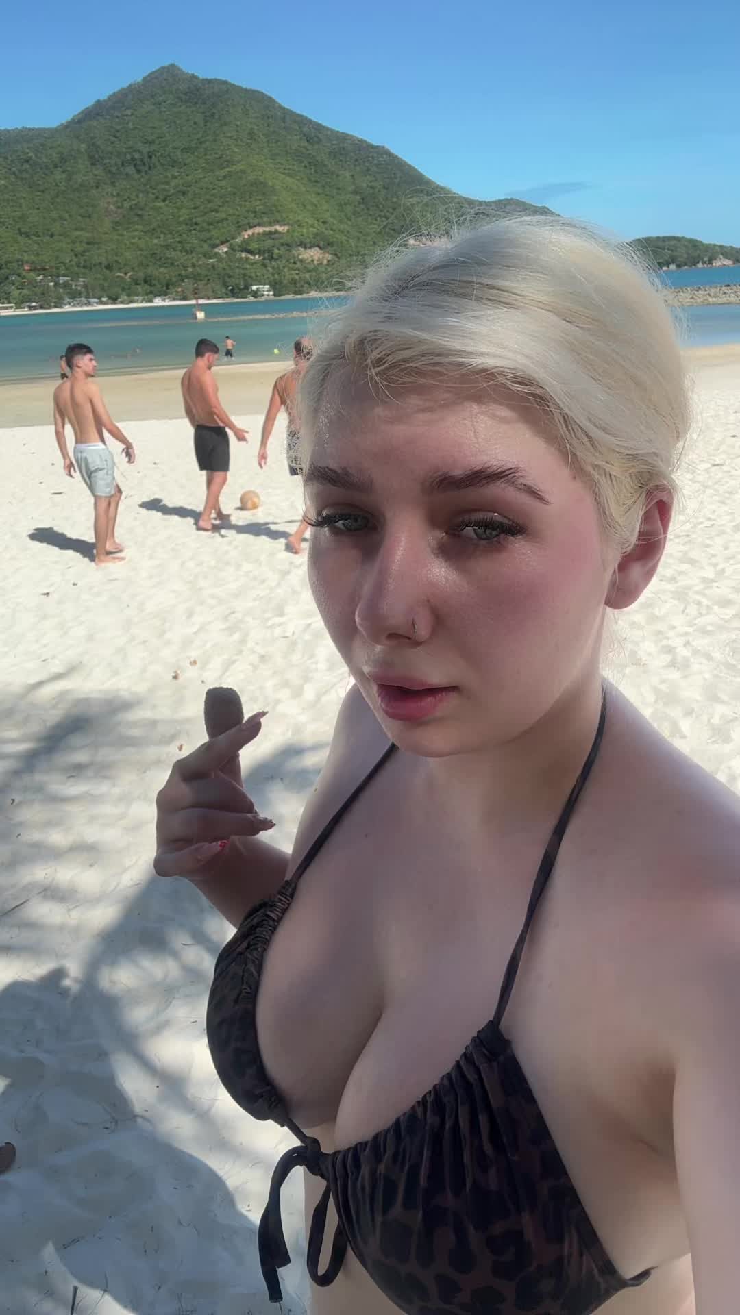@isabellotrix