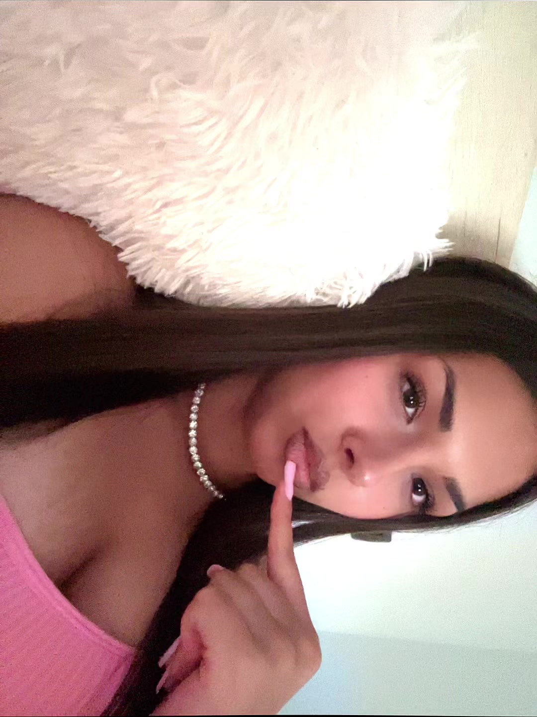 @𝐀𝐍𝐃𝐑𝐄𝐄𝐀🇷🇴