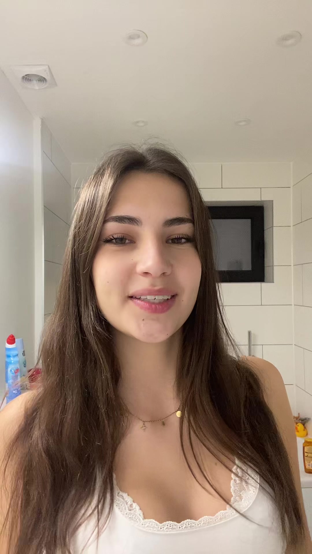 @𝐞𝐥𝐨𝐨