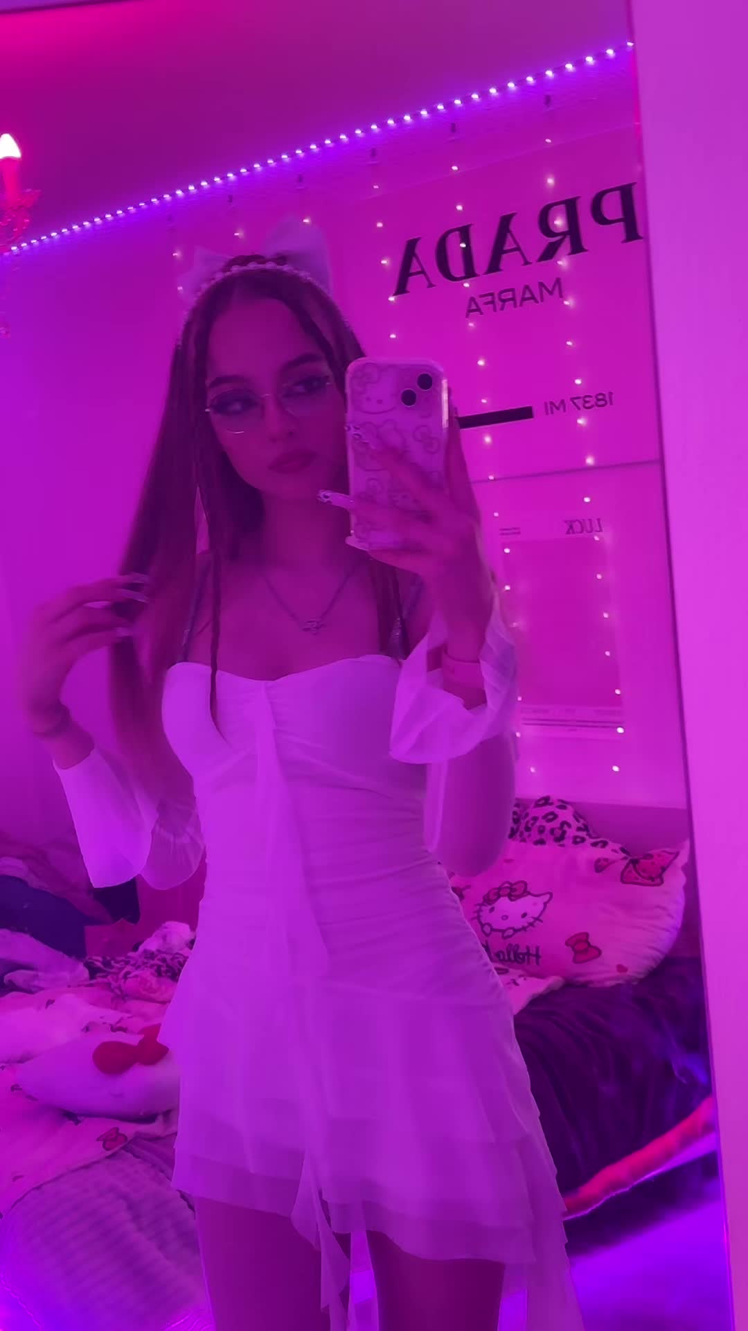 @Crystalmarykitty