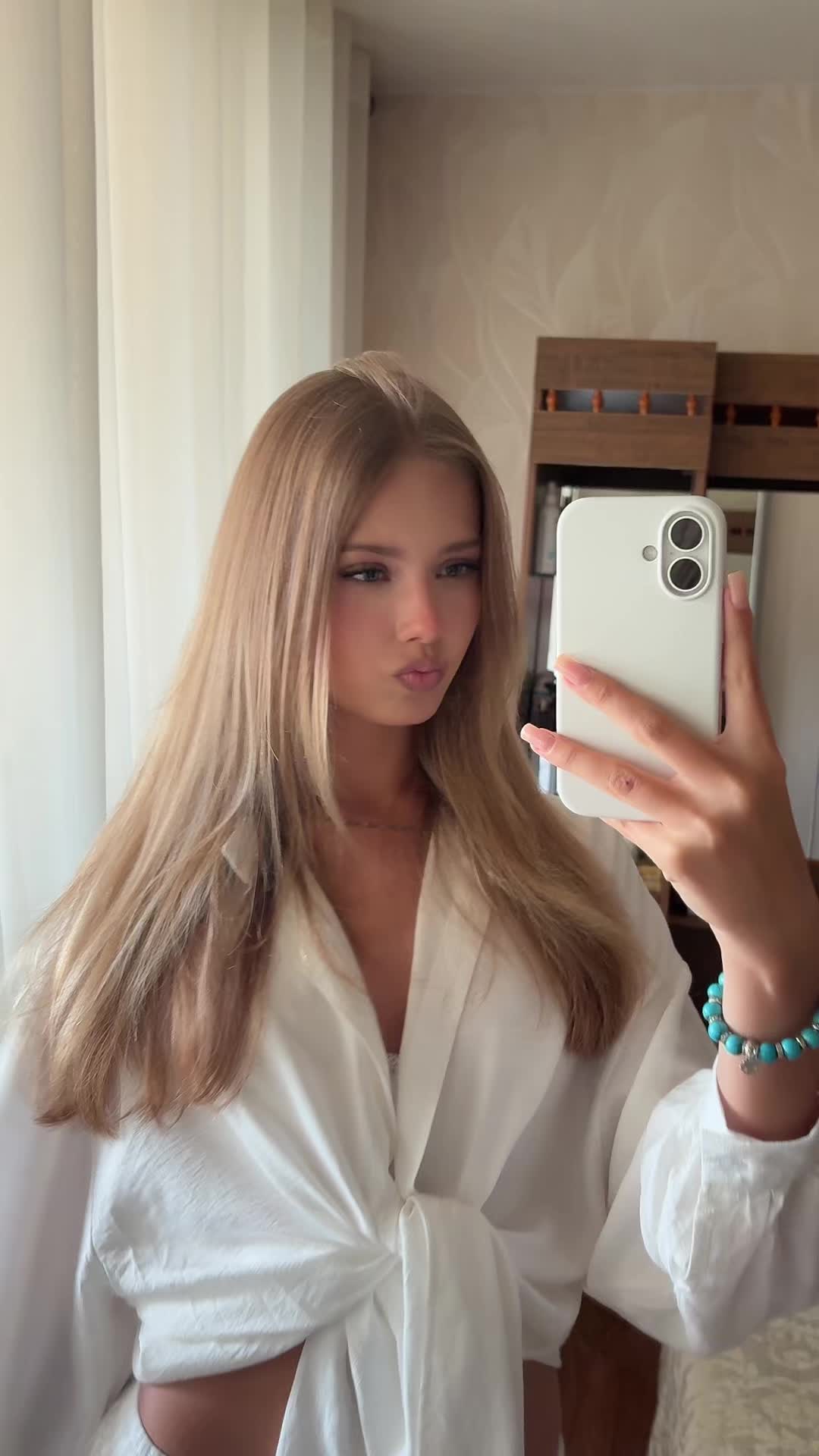 @Á