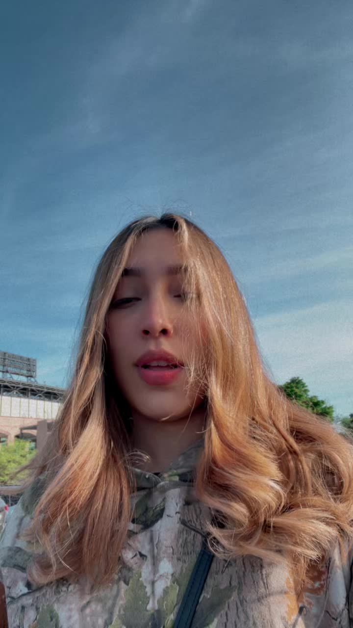 @Jehnni🌻
