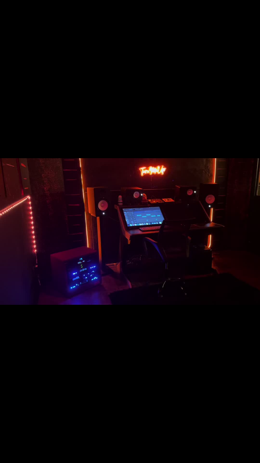 @JAMZ TURN ME UP