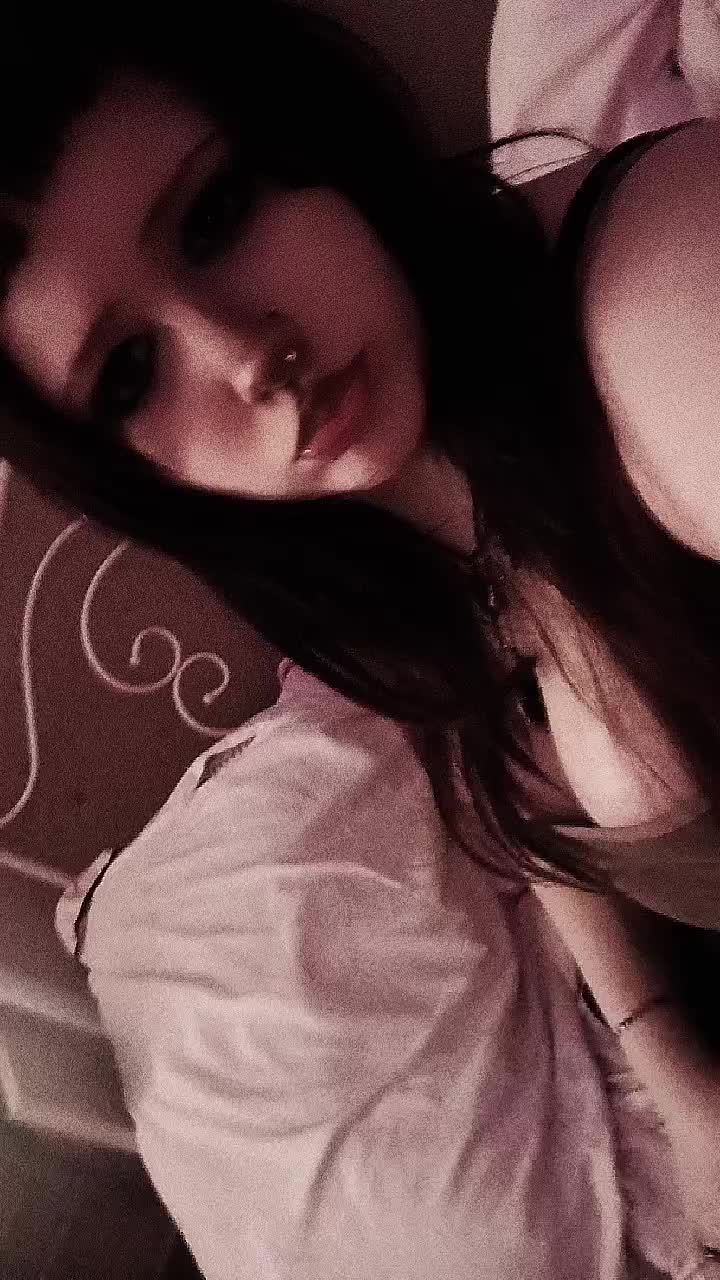 @🦄ria radical🔪